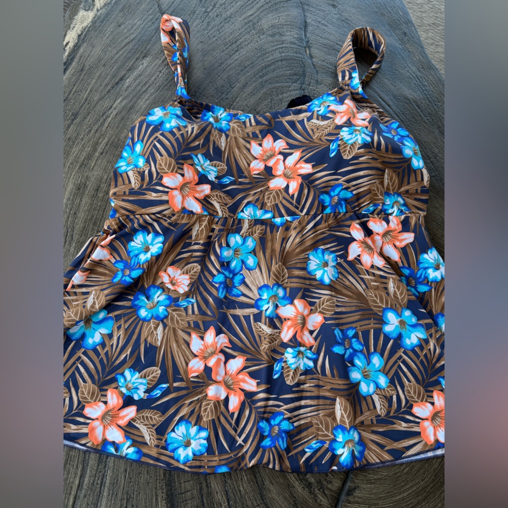 Lands' End Flutter Tankini Top